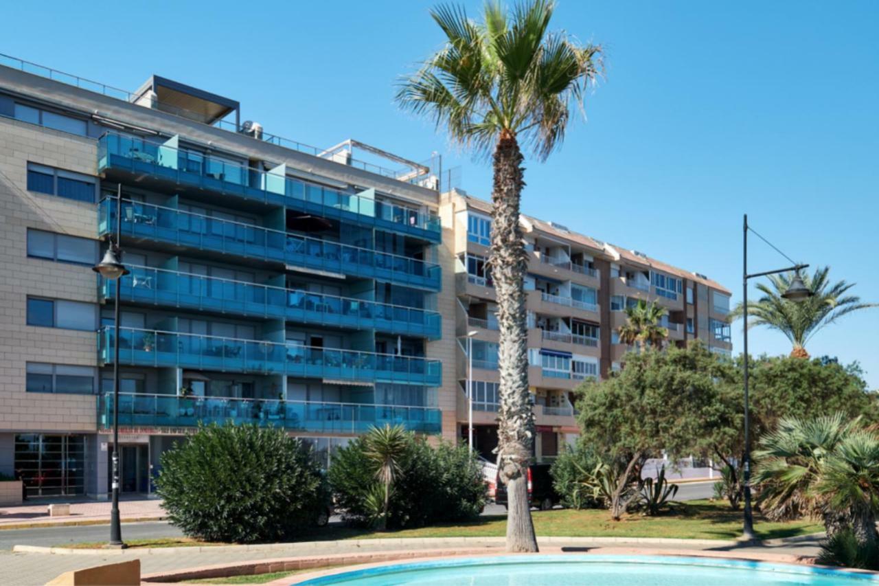 Apartamento Sea Front Callas De Torrevieja Exterior foto